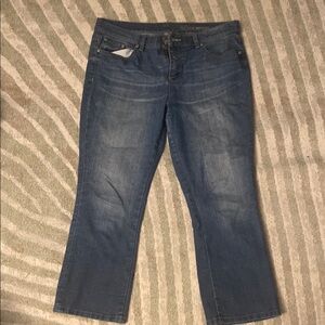 NY&C Classic Blue Women's Copped Jeans